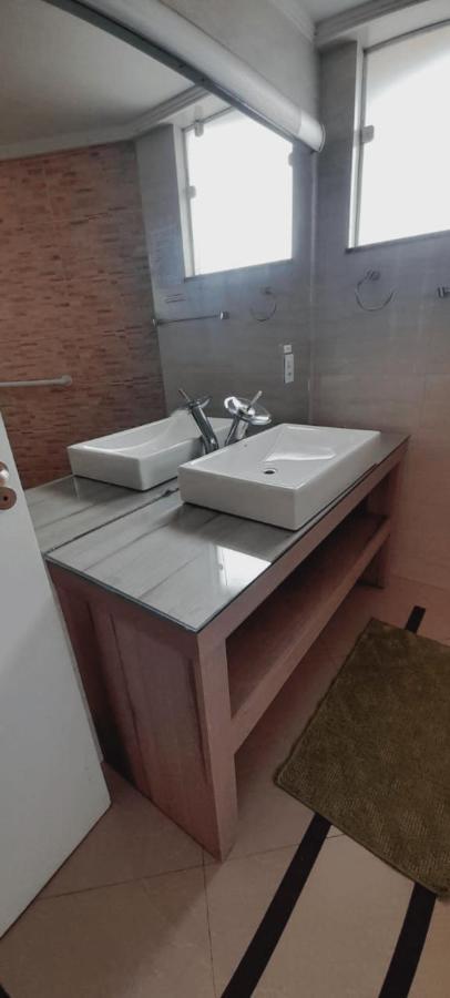 Lindo Apartamento No Coracao Da Cidade - Apartamento Inteiro Ou Seja Nao E Compartilhado Com Outras Pessoas - Perto De Tudo - 2 Quartos - Ar Condicionado - Churrasqueira - Cozinha Completa - 120 Metros Quadrados Ao Todo - Quartos Com 12 Metros Quadra Uniao Da Vitoria Exteriér fotografie